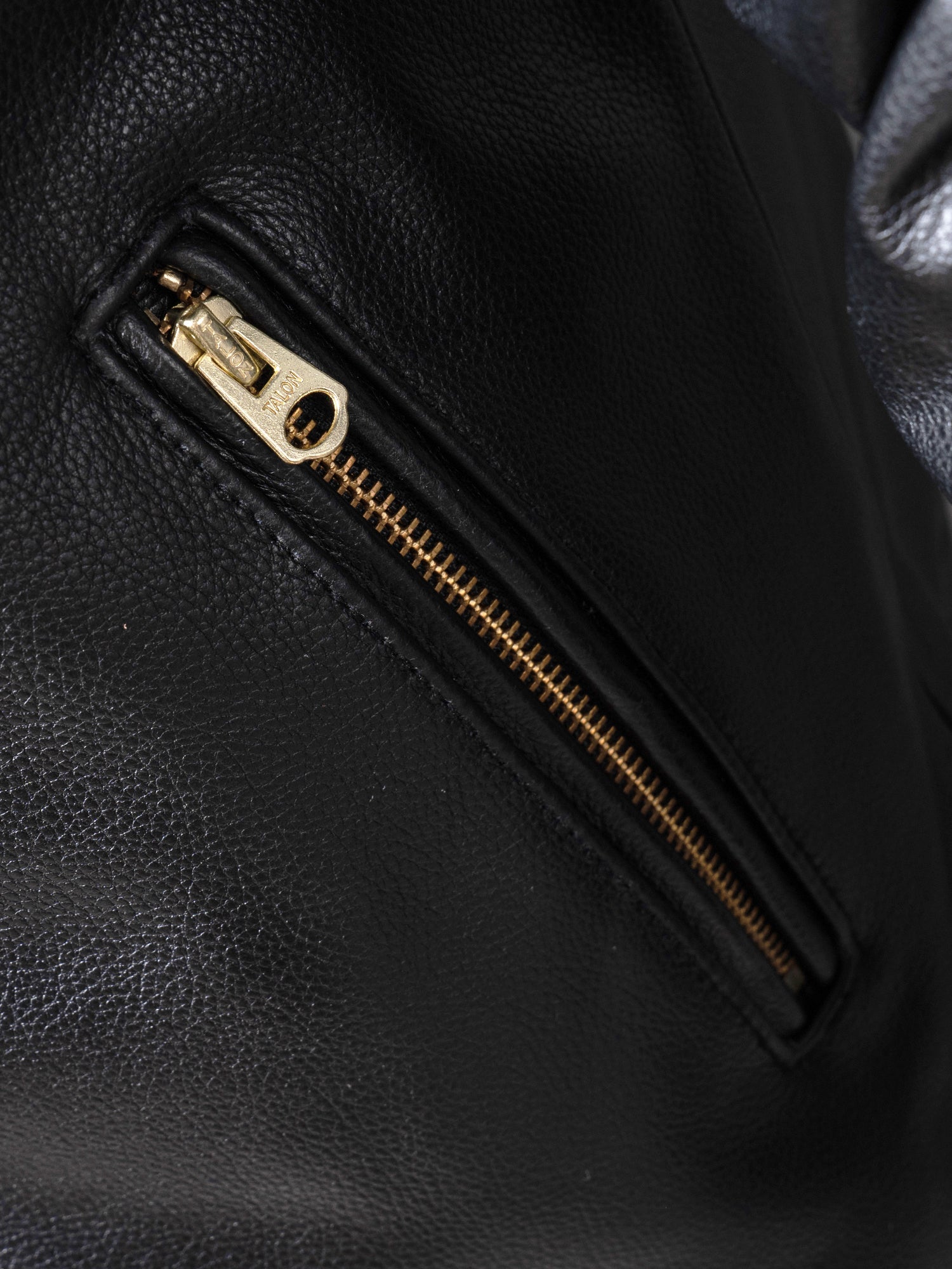 LJ2138 Black
